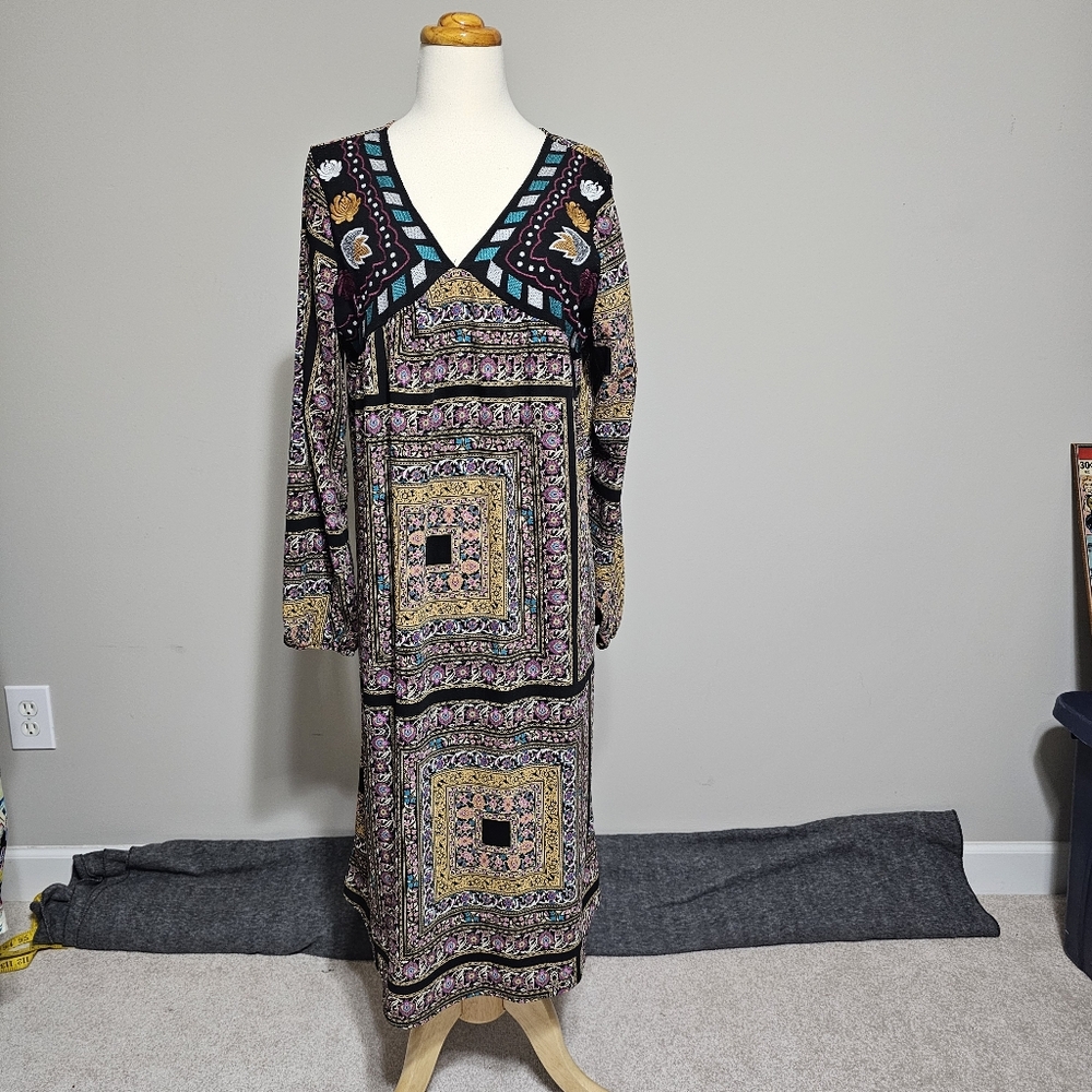 Xhilaration Boho Geometric Embroidered Maxi Dress L